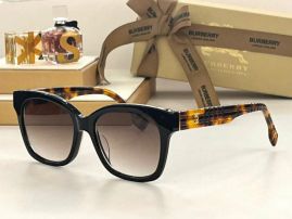 Picture of Burberry Sunglasses _SKUfw52329935fw